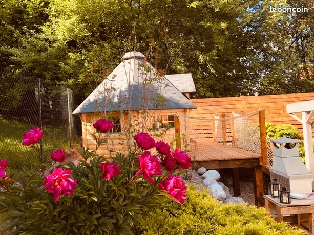 MAGNIFIQUE CHALET NEUF AU CALME- HAUTES VOSGES PROCHE LA BRESSE