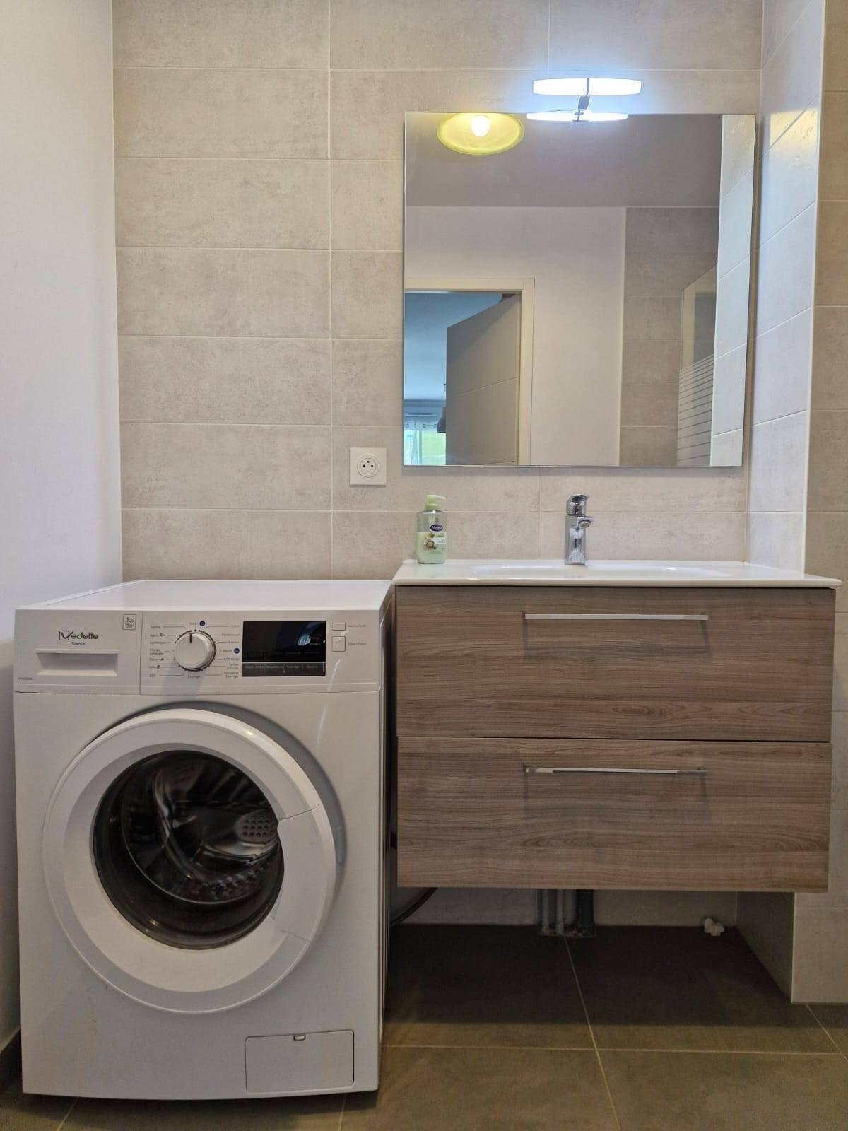 Charmant appartement T2 Meublé